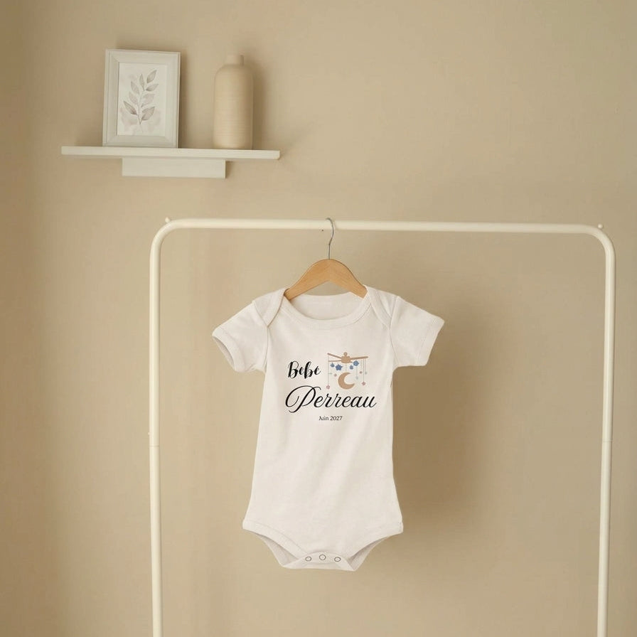 body bebe personnalisable avec nom et année de naissance